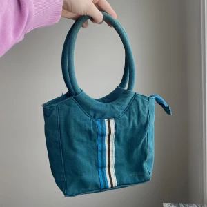 Sportig väska - Sportig väska ifrån girlzone.