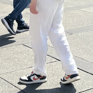 SB DUNKS - Brutala SB Dunks i bra skick. Cond.7/10.  Strlk 42. No box.