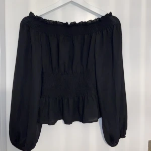 Topp - Jättefin topp som endast är testad. Skriv vid intresse!