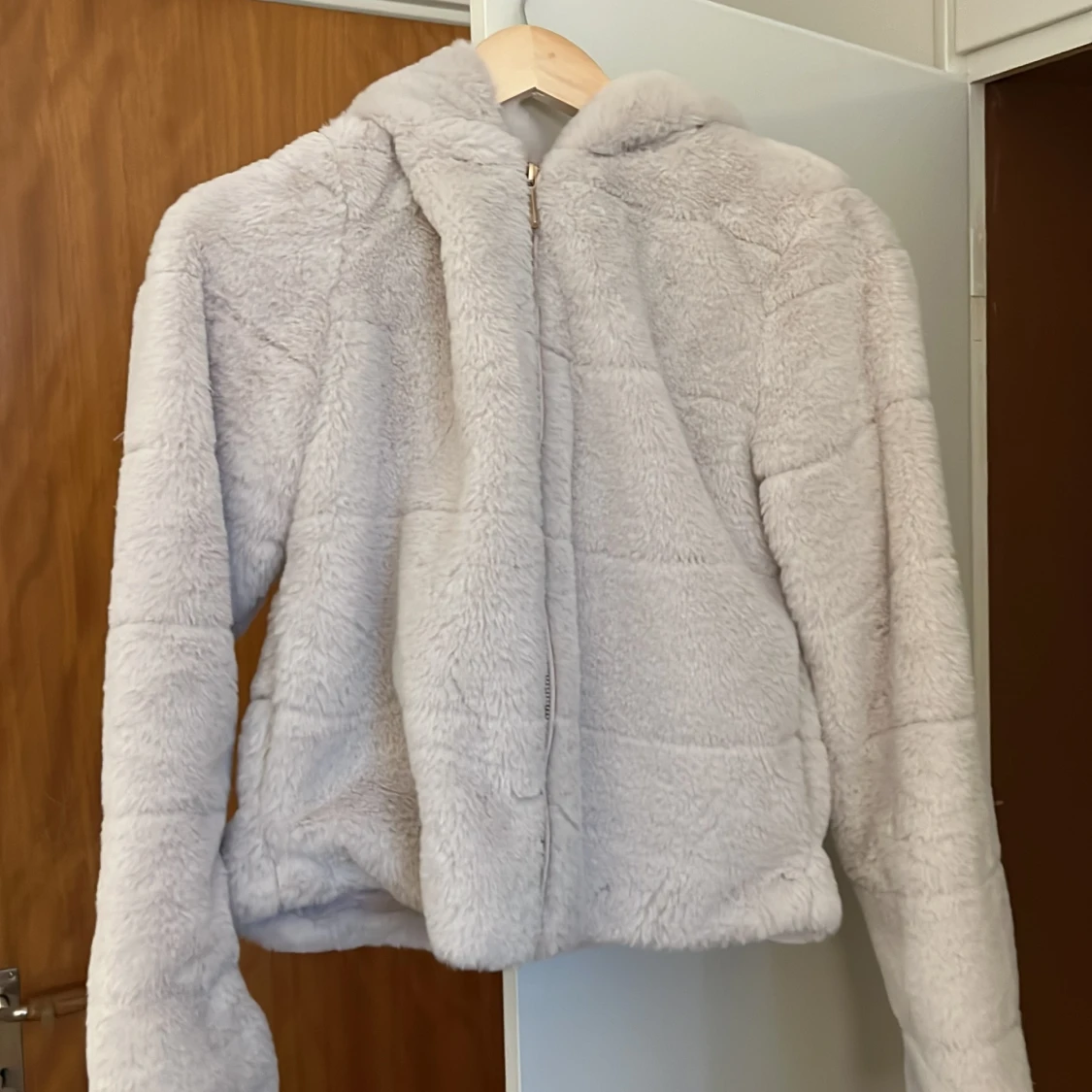 Pälsjacka från ONLY 