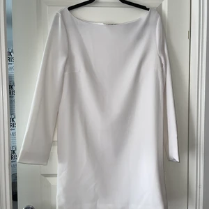 Klänning - Jätte fin klänning från Angelica Blick kollektion med NLY oanvänd endast provad  