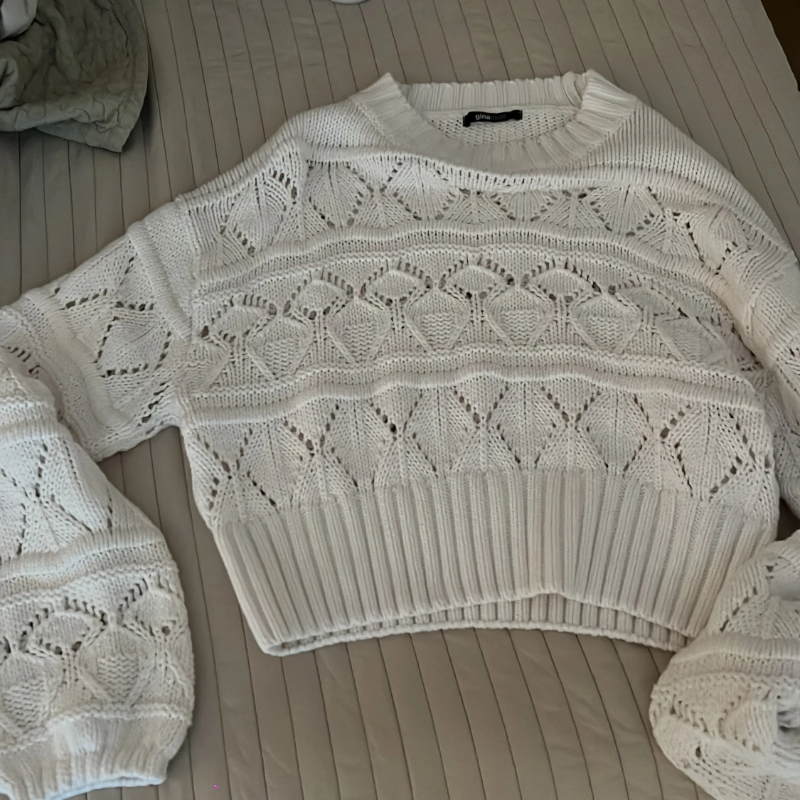 Stickad tröja
