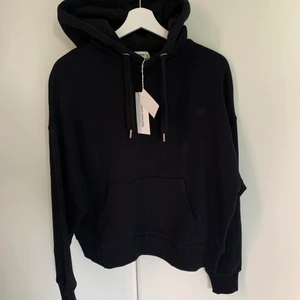 Hoodie CARIN WESTER - Helt ny storlek XS   Passar en XS S