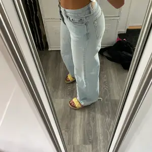 Ljusa jeans från junkyard💙