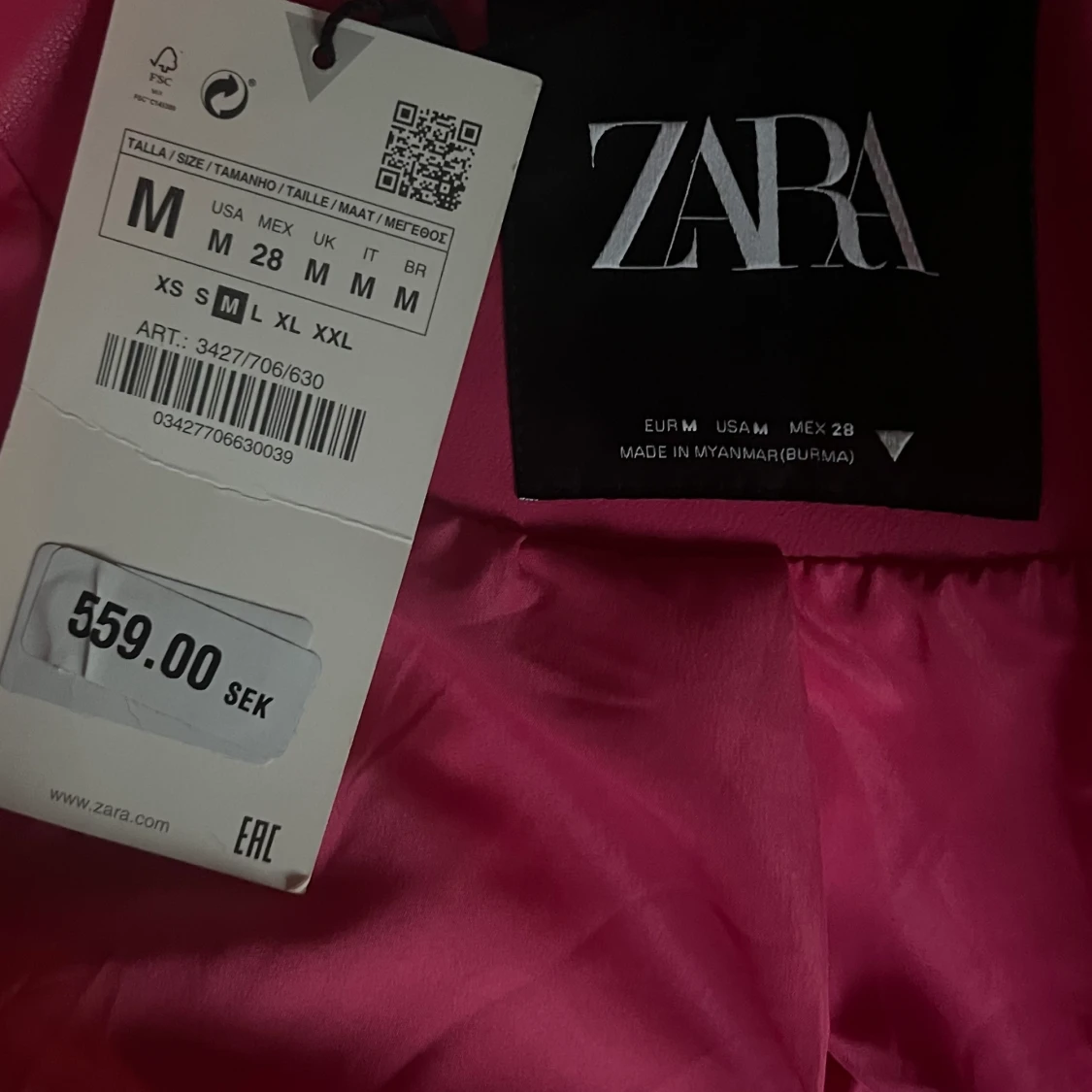 Rosa skinnjacka  - 91