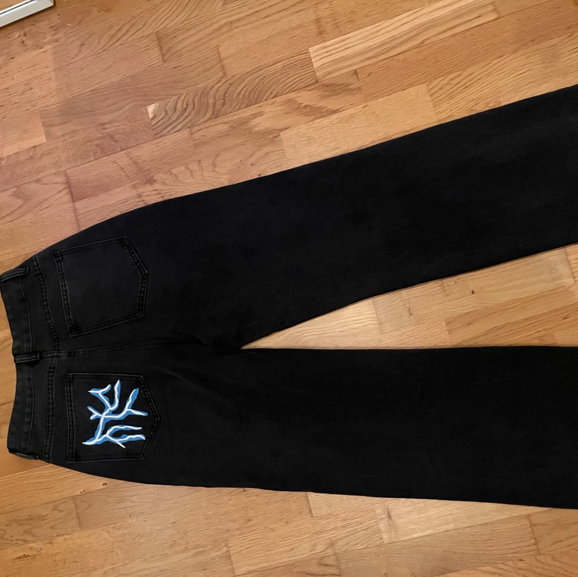 Jeans med blixt - 90