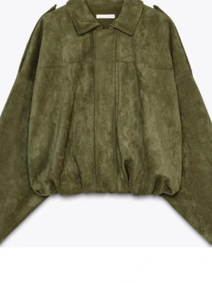 Zara  mockajacka - Superfin jacka från Zara, andvända fåtal gånger och har inga defekter på sig ⭐️ pris kan diskuteras!