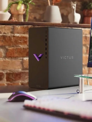 HP Victus 15L Gaming Dator - 🧠Intel Core i5-12400F 🎮NVIDIA GeForce RTX 3050 OEM 8 GB ⚡️8 GB DDR4 RAM 💾512 GB NVMe SSD  🖥️HP Victus 15L gamingdator i fint skick. Kompakt och kraftfull dator som passar utmärkt för gaming, studier och vardagligt bruk.   i5-12400F tillsammans med RTX 3050 8 GB ger bra prestanda i många populära spel. Rengjord invändigt. Säljes då den inte längre används.   Väldigt välbyggd och snygg med enkel och stilren design. Tillhörande skärmar och andra tillbehör finns vid intresse!
