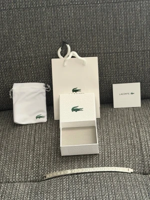 Lacoste Bracelet - Lacoste Bracelet i mycket bra skick