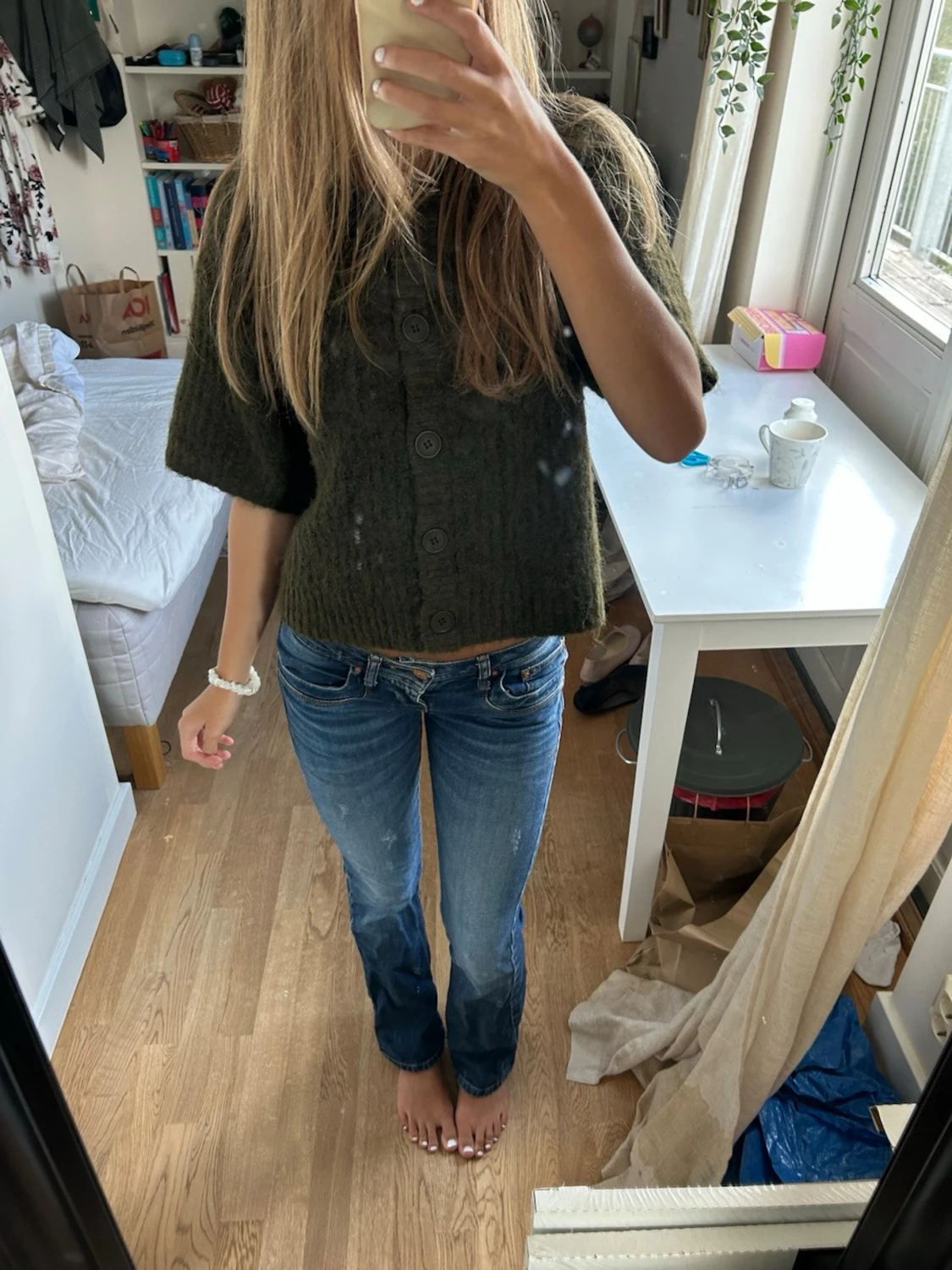 Lågmidjade blå boot cut jeans - 1