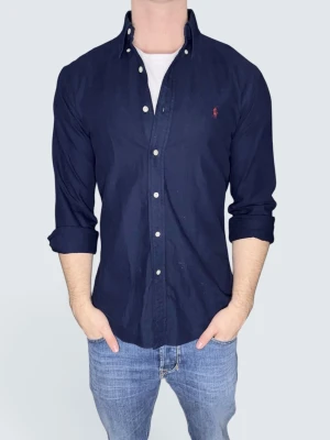Ralph lauren skjorta - Storlek: L || Skick: Mycket bra|| Nypris: Ca 2000kr || Följ för liknande produkter 🌊🍾