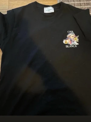 Svart Casa BIanca tshirt - En skön oanvänd Casa BIanca tshirt