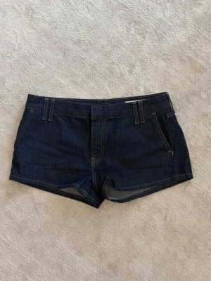 Jeansshorts - Mini shorts från Zara i storlek M❤️