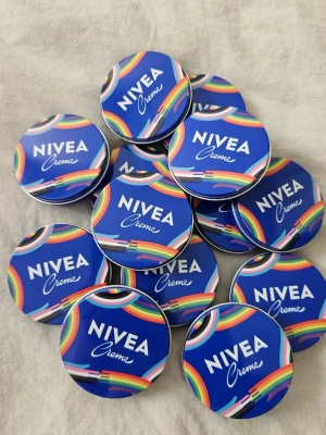 13 st niveakräm - 13 st helt nya och oöppnade niveakrämer (30 ml). Värde 235 kr 