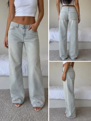Jeans  - Super snygga jeans, jätte klassiskt och passar med allt!💕 säljer för den inte kommer till användning längre ☺️  Midjan är 37 cm. Skriv vid frågor !