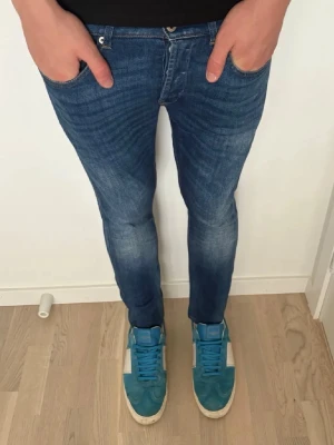 Dondup jeans - Dondup jeans | Storlek 32 | Modell: George | Bra skick