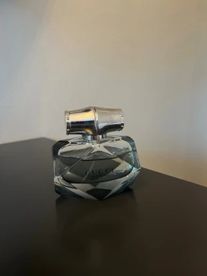 Gucci Bamboo Eau de Parfum - Gucci Bamboo Eau de Parfum. Mer än hälften kvar.