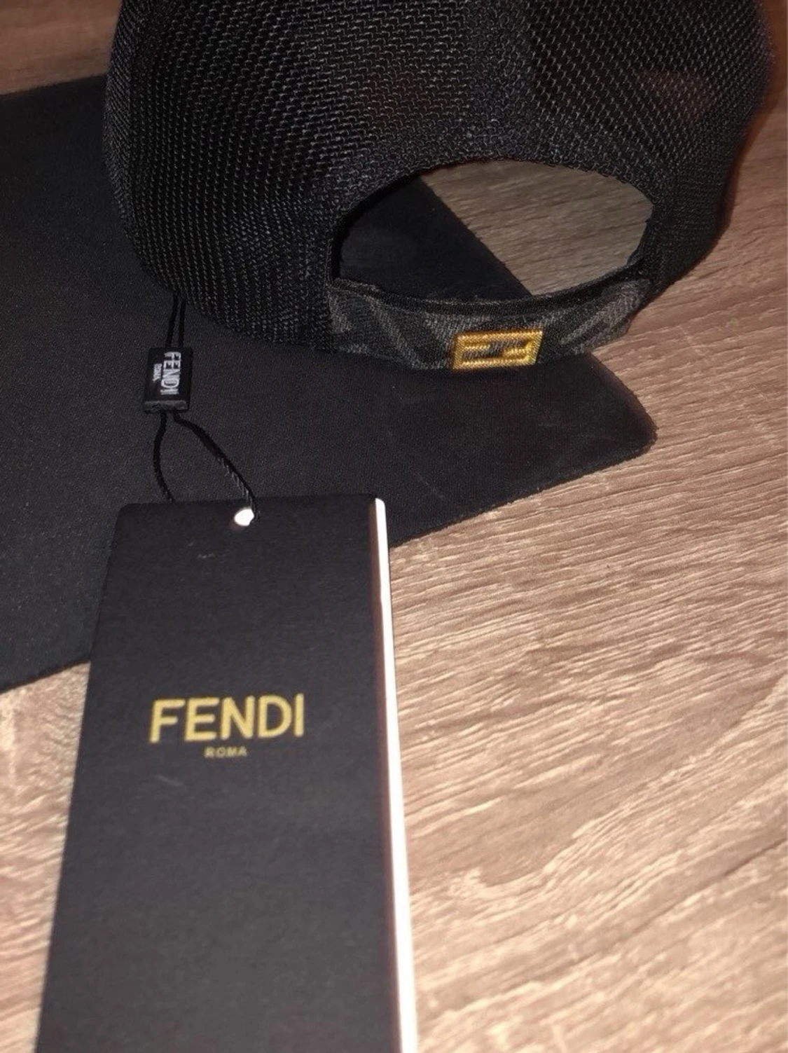  Fendi keps  - 1