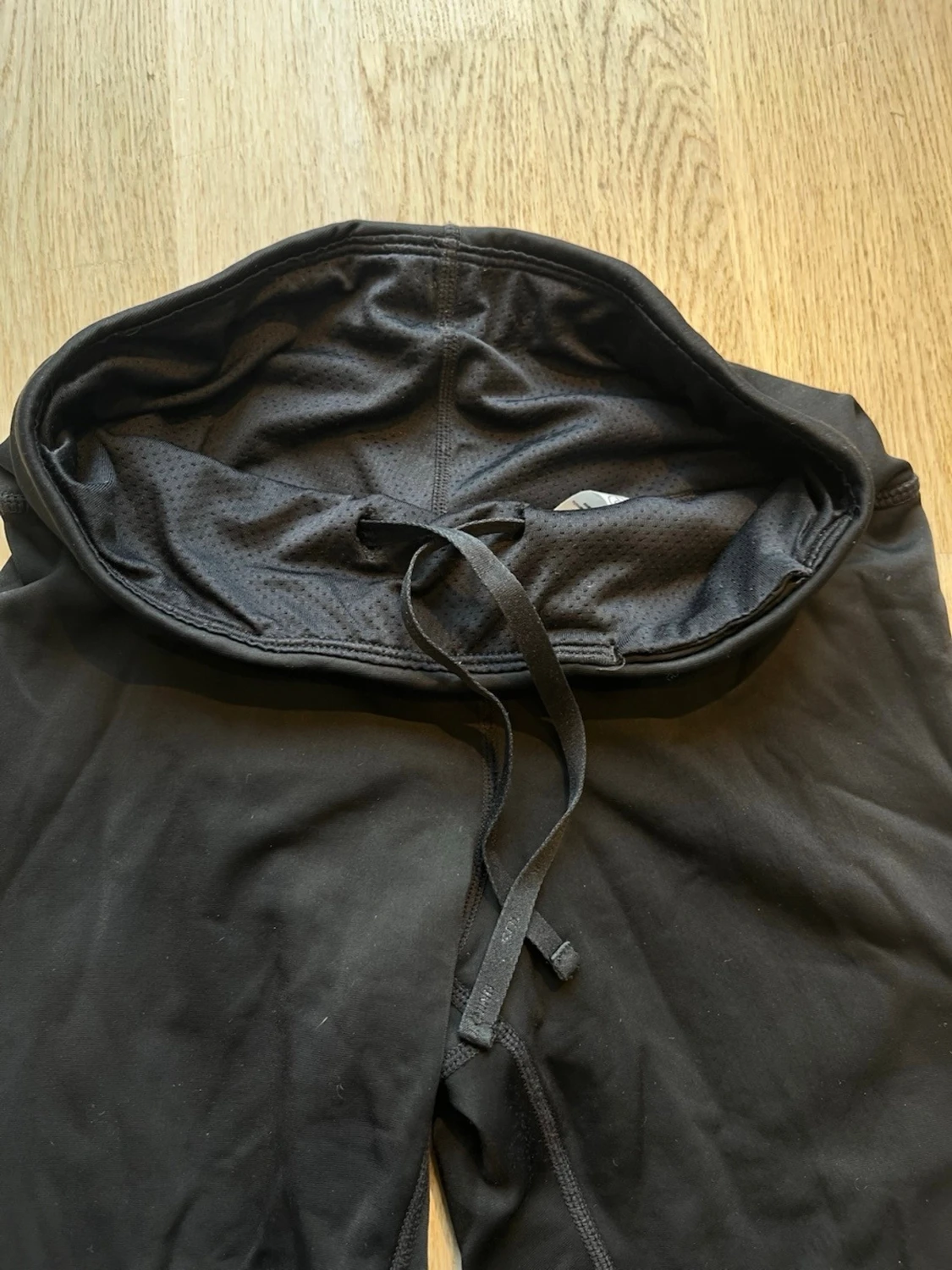 Svarta leggings med reflex ben - 2