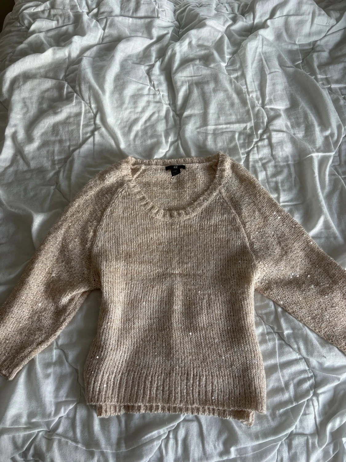 Beige stickad tröja från H&M