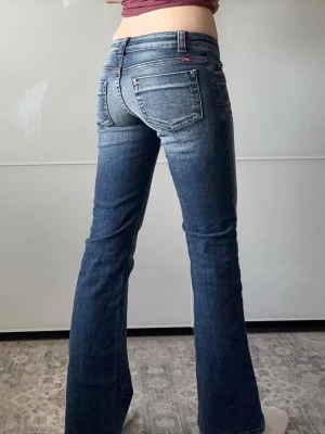Jeans - Midjemått: 36 cm, längd: 78 cm