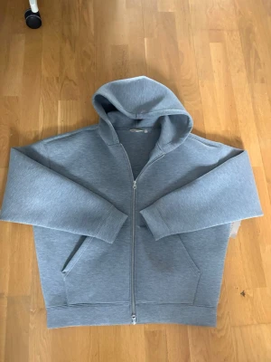 Scuba zipper  - Säljer en helt ny Scuba zipper som är storlek L!