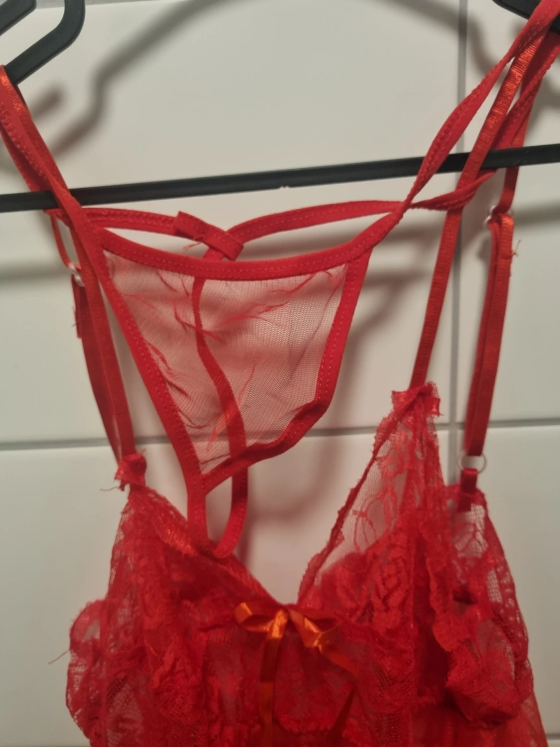 Rött spetsigt babydoll-set - 1