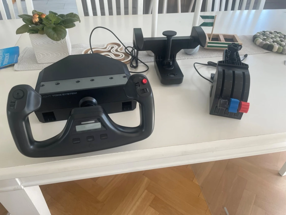 Flight Yoke System med reglage