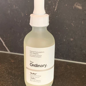 The Ordinary serum - ”Buffet” serum från ordinary! Den största varianten (60ml). Testad 5-7 gånger men tyvärr gillade inte min känsliga hud den🤍🦋