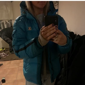 Dolomite jacka strl m - Säljer min älskade jacka från dolomite i strl m! Sparsamt använd och i nyskick!😙❤️‍🔥❤️‍🔥❤️‍🔥