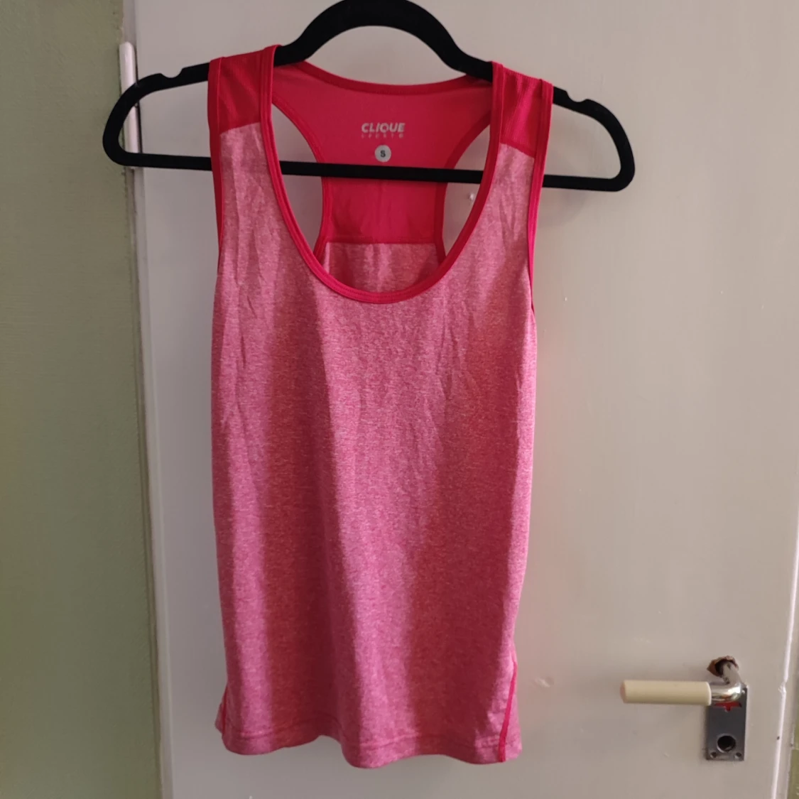 Träningslinne från Clique Sports strl S