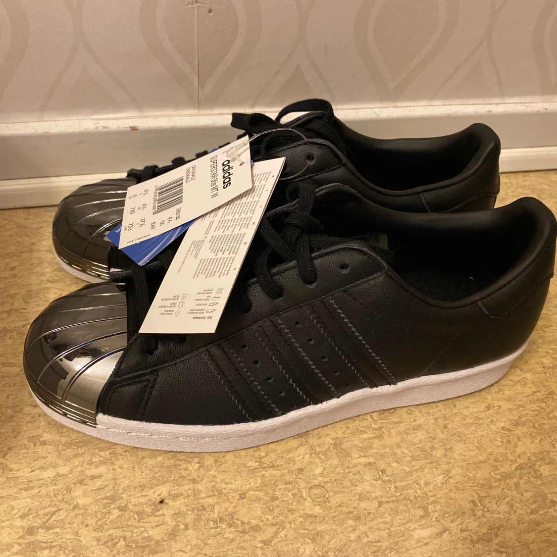 Adidas superstar 80s skor