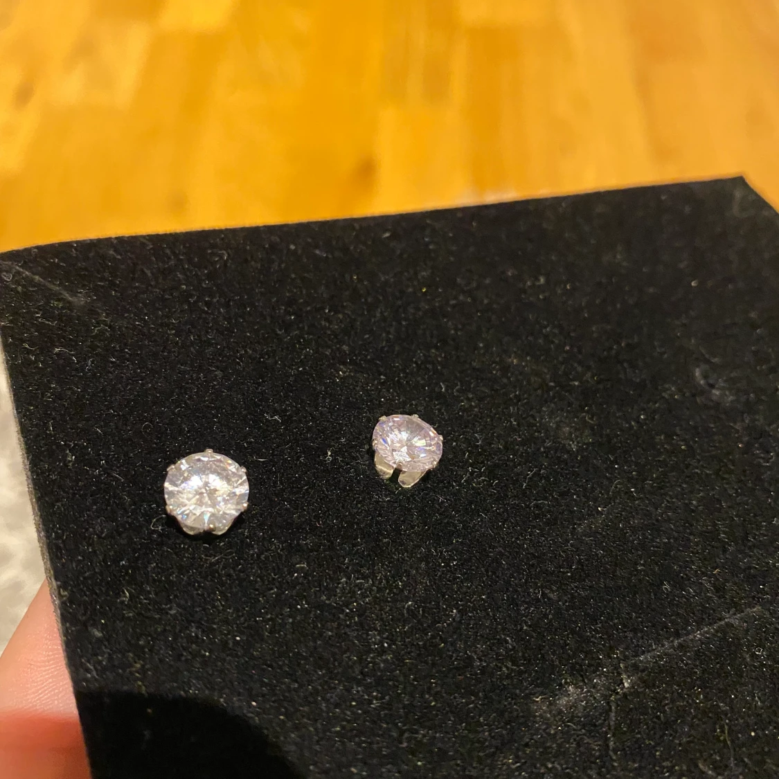 Örhängen från Edblad  - 91