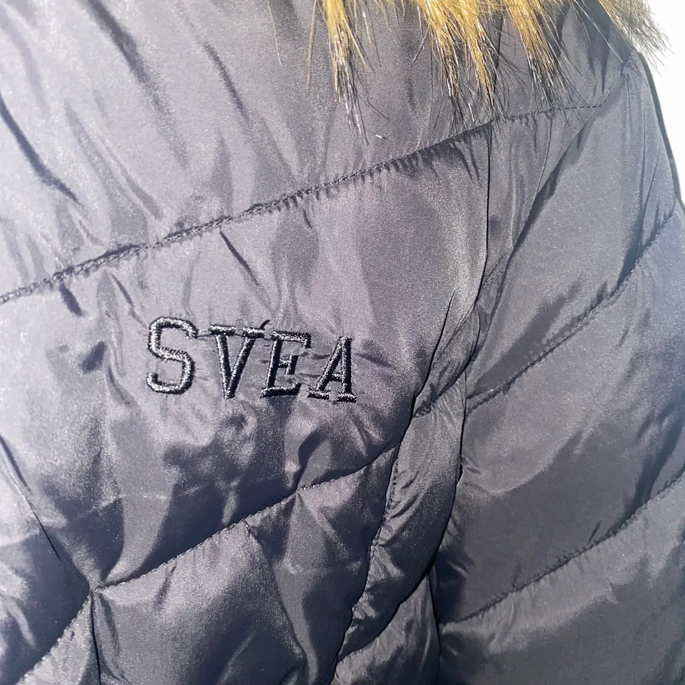 fin svea-jacka. storlek 160, true to size.. Jackor.