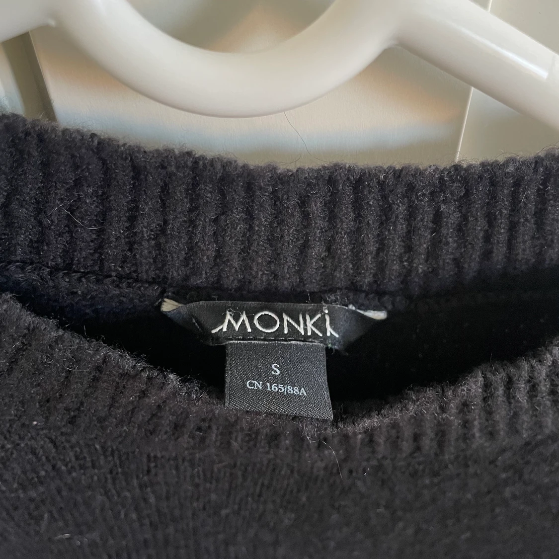 Stickad tröja monki - 90