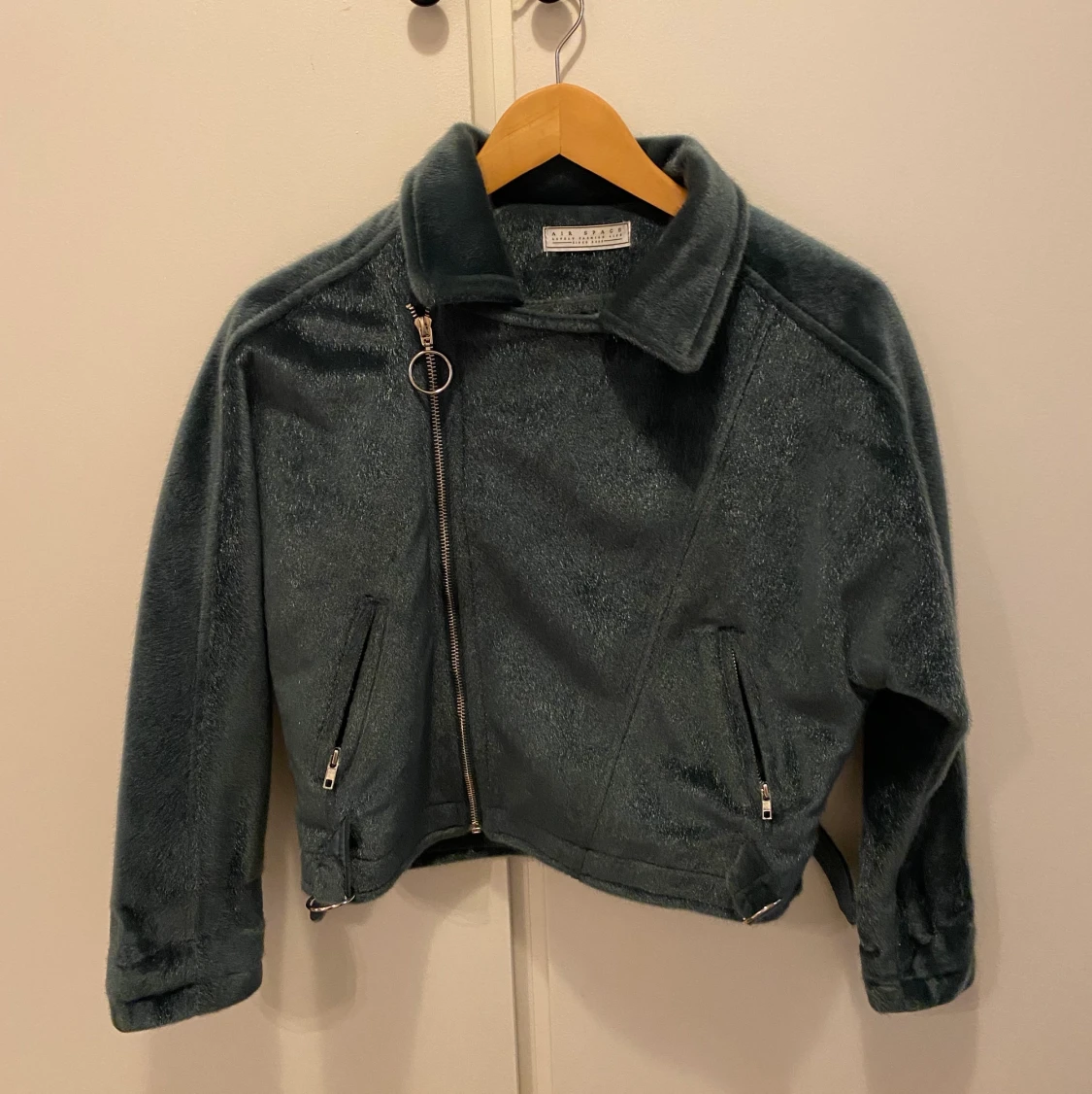 Oanvänd jacka  - 90