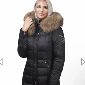 Rock and blue jacka - En sprillansny jacka ifrån rock and blue köpt för 4299kr och säljer för 2000kr. Säljer pga att köpt en ny jacka. 