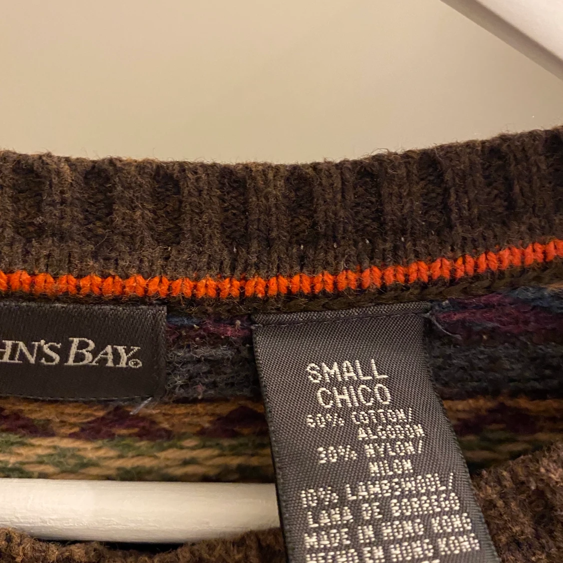 Brun stickad tröja! - 91