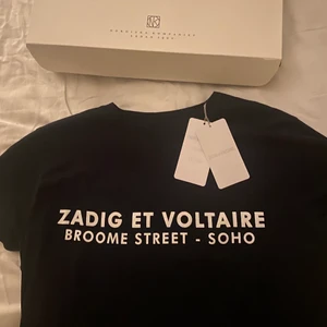 Zadig tshirt  - Helt ny zadig tshirt. Köpt på nk. <3