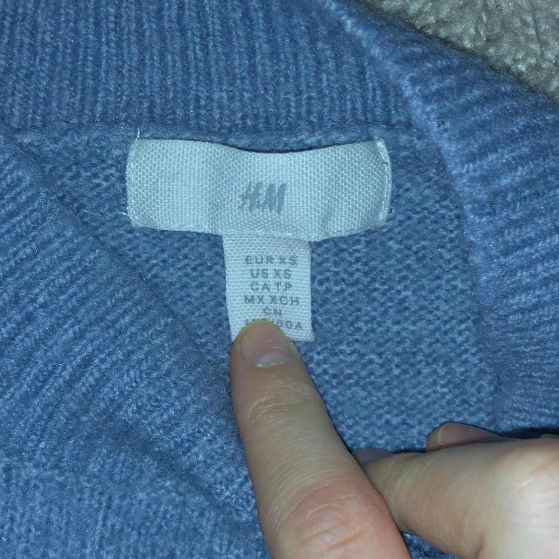 Randig stickad tröja - 90