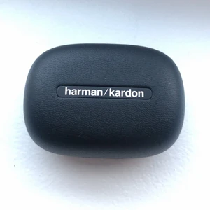 Herman kardon hörlurar nya - Nya harman kardon hörlurar. Nypris 1800