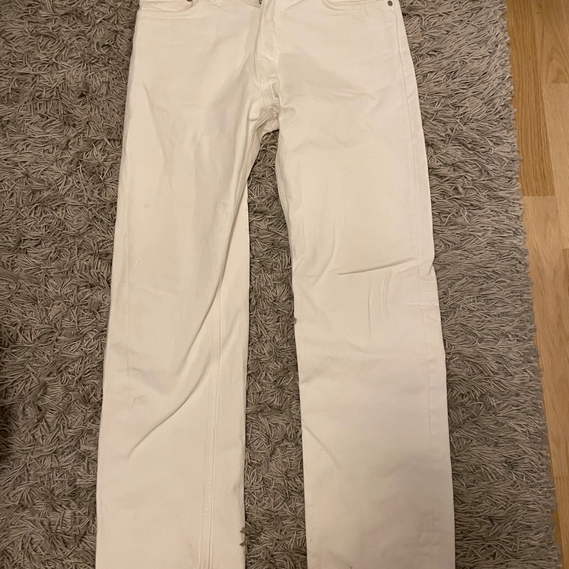 Weekday jeans, space