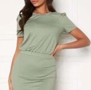 Klänning, Bubbleroom, M - Klänning från bubbleroom, strl s, säljer för 150 original priset är 349