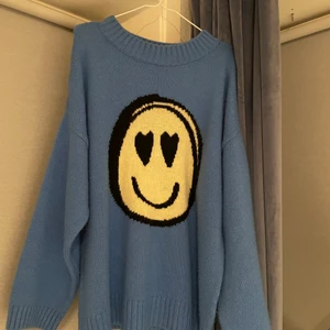 Stickad tröja från asos - Stickad tröja från asos i strl m. Oversized i modellen. 60 kr frakt
