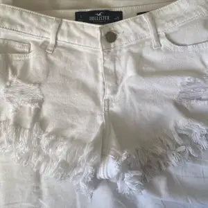 Skit coola hollister shorts, köpt för några år sen så finns antagligen inte på hemsidan. Inga upptäckta defekter. Köpare står för frakten!💕