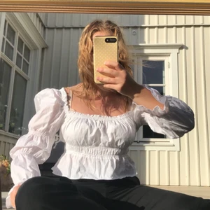 Vit blus hm - Väldigt härlig blus från hm, storlek m, pris + frakt