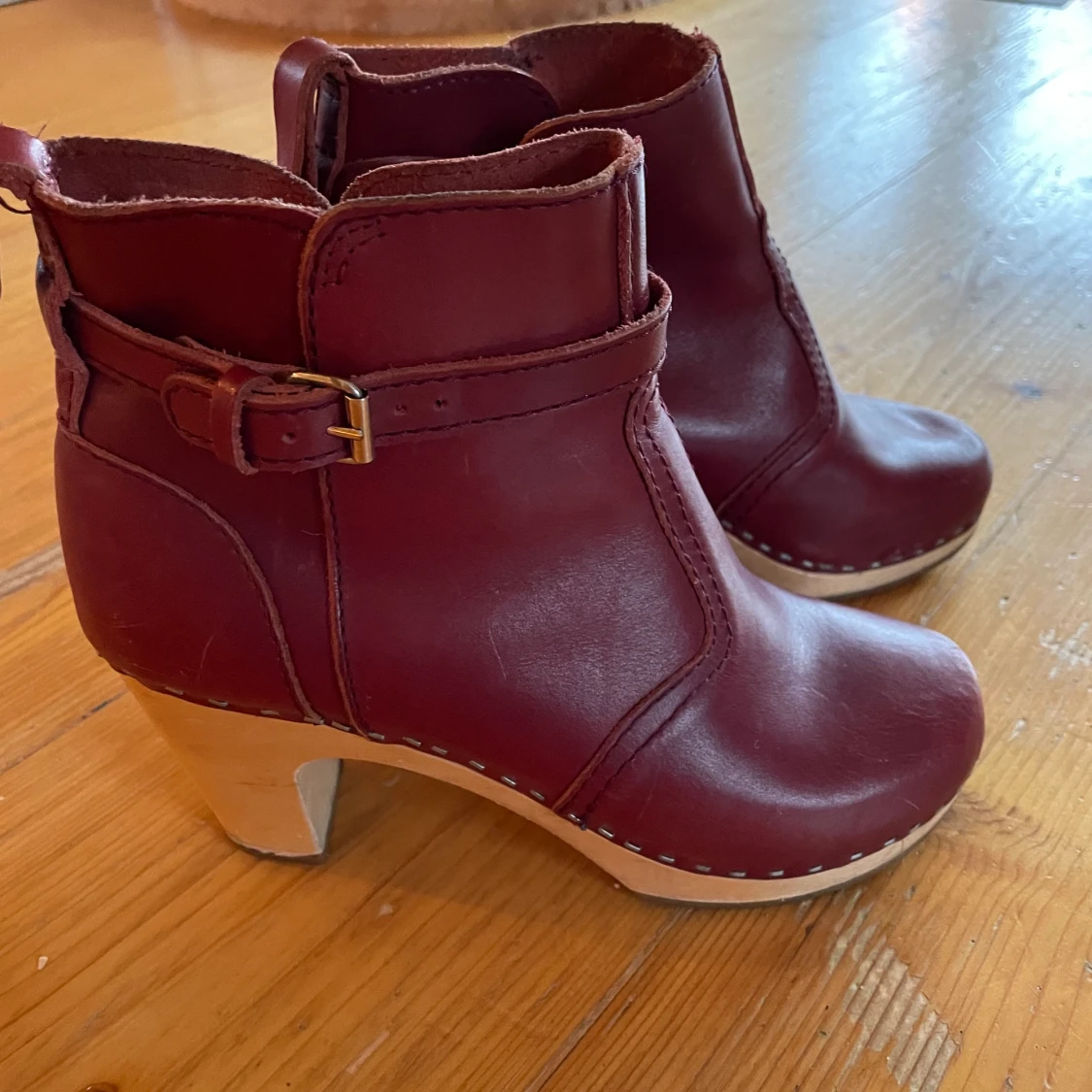 Swedish hasbeens stl 37