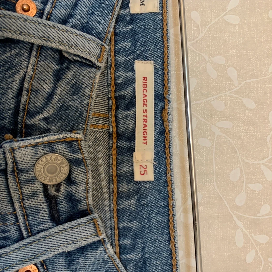 Levis jeans  - 91