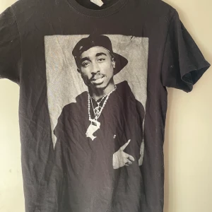 Tupac - Tupac tröja storlek s. Bra skick 