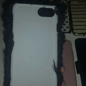 8st iPhone 6/6S skal. - Vissa av skalmen är aldrig använda, de som är använda har använt ett fåtal gånger. Bra kvalite.
